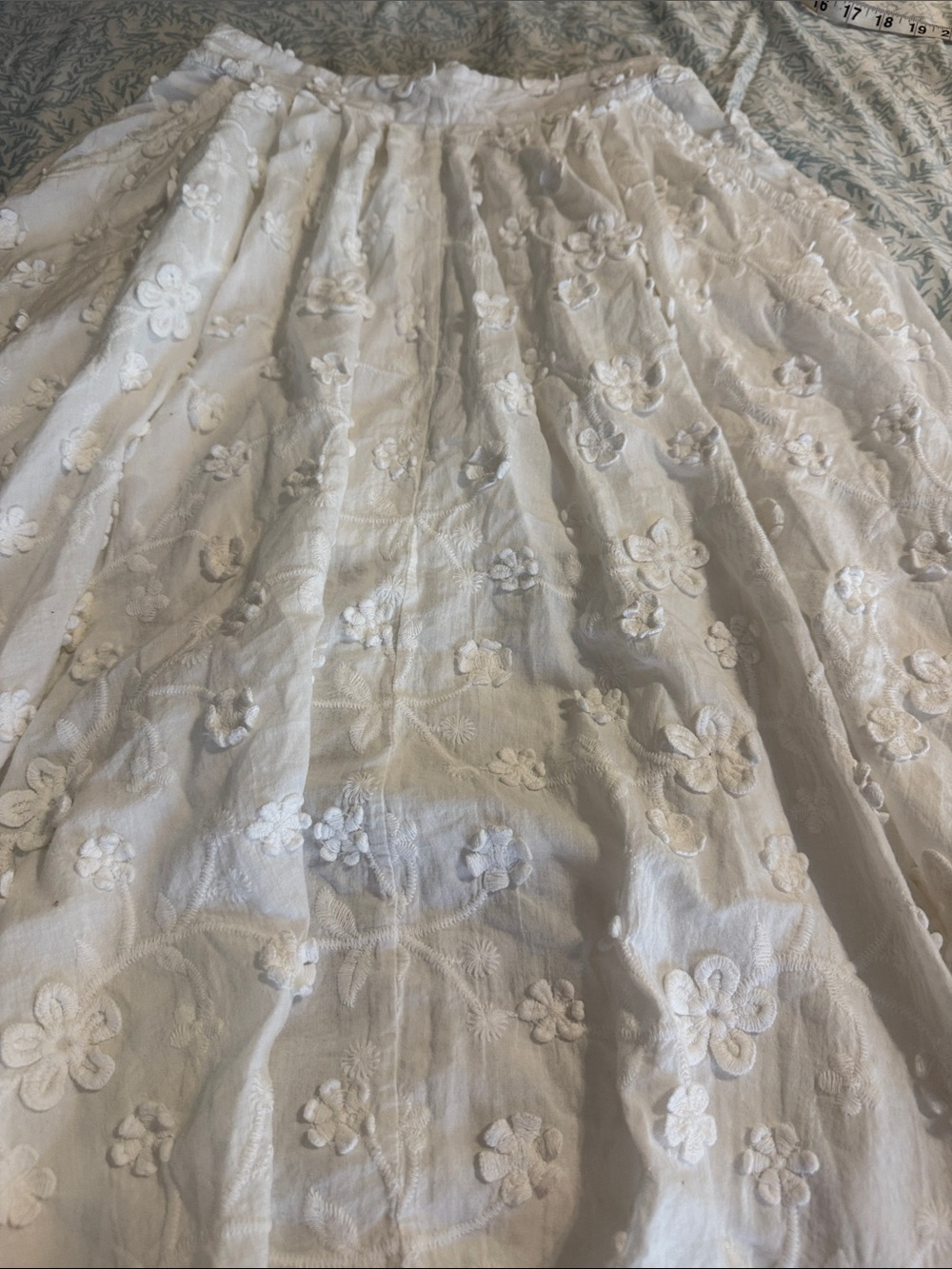 White Floral Appliqué Maxi Skirt with Elastic Waist